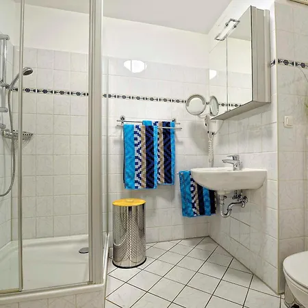 Apartament Am Stadtwald 3 *